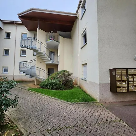 Le Pied A Terre Parisien - 77/94 *